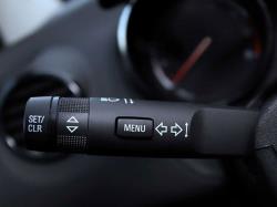 قوانین و آموزش راهنما زدن در رانندگی